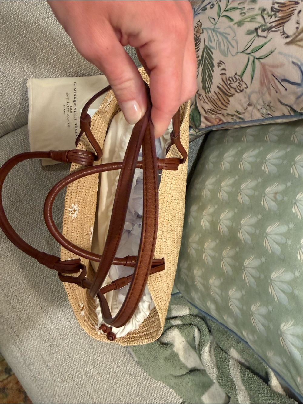 Sezane Justine Basket Bag with Embroidered Flowers - Picture 7 of 16
